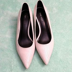 Women's pumps